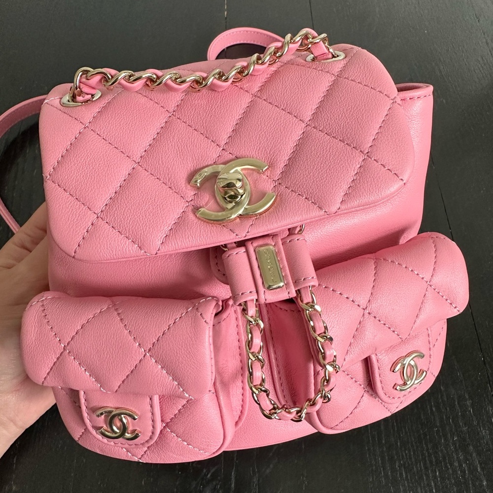 23P CHANEL Duma Backpack Lilac Pink Mini w Pockets Flap Bag Gold HW 2023 - Picture 1 of 7